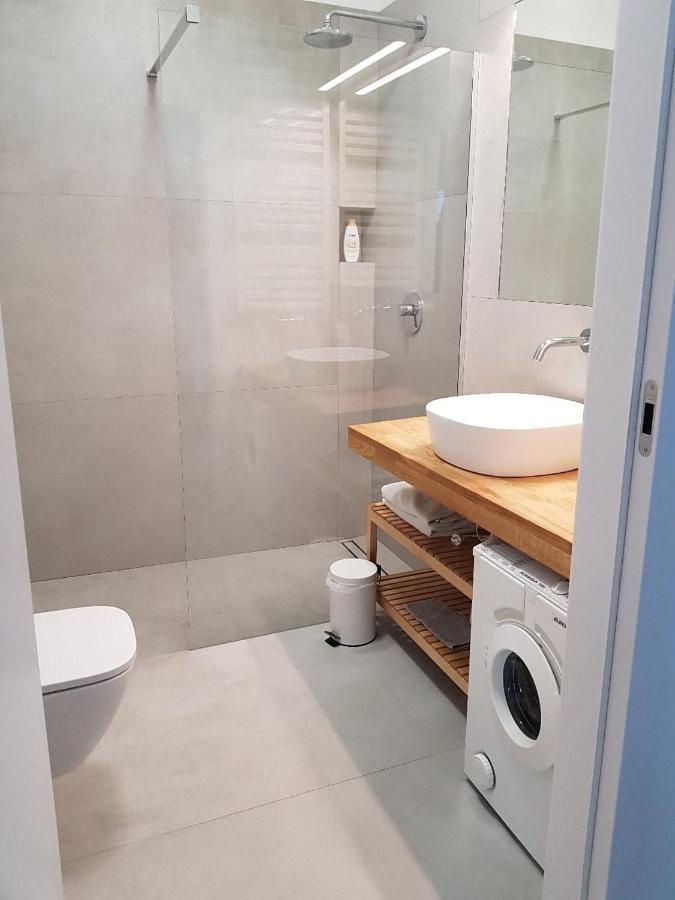 Apartamenty Towarowa Poznan Ngoại thất bức ảnh