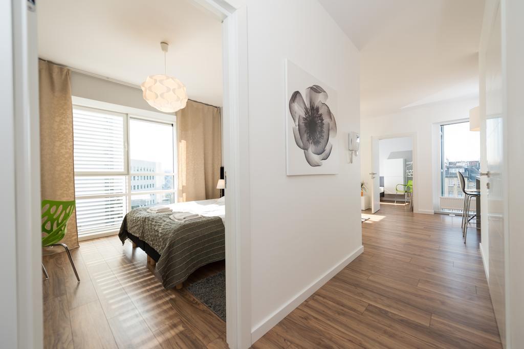 Apartamenty Towarowa Poznan Phòng bức ảnh