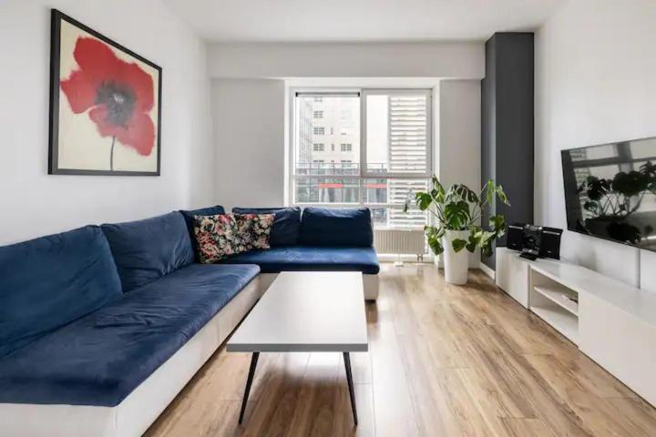 Apartamenty Towarowa Poznan Ngoại thất bức ảnh