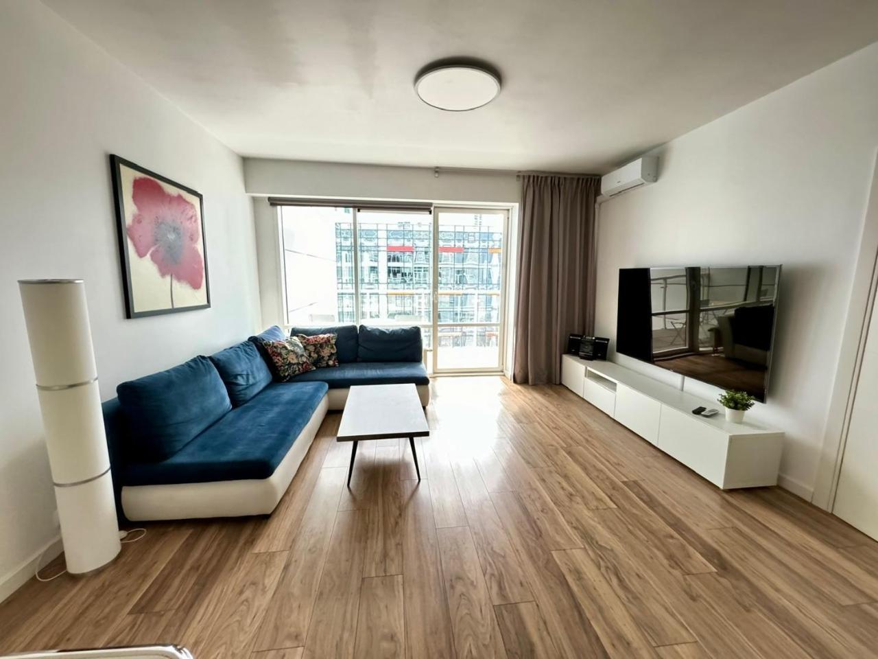 Apartamenty Towarowa Poznan Ngoại thất bức ảnh