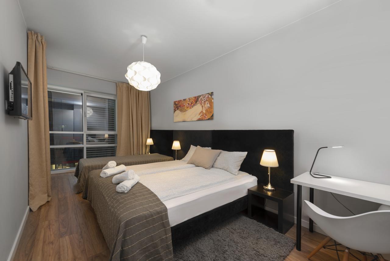Apartamenty Towarowa Poznan Ngoại thất bức ảnh