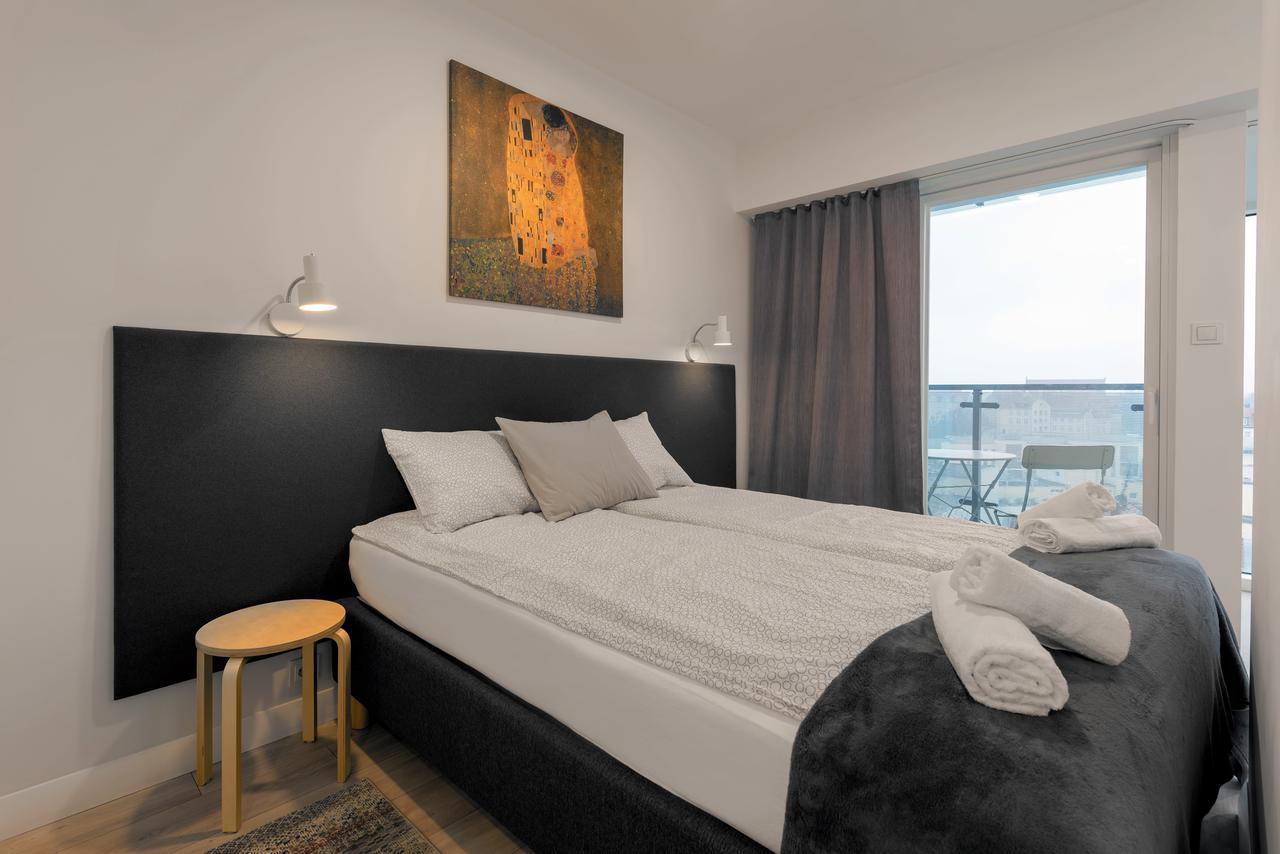 Apartamenty Towarowa Poznan Ngoại thất bức ảnh